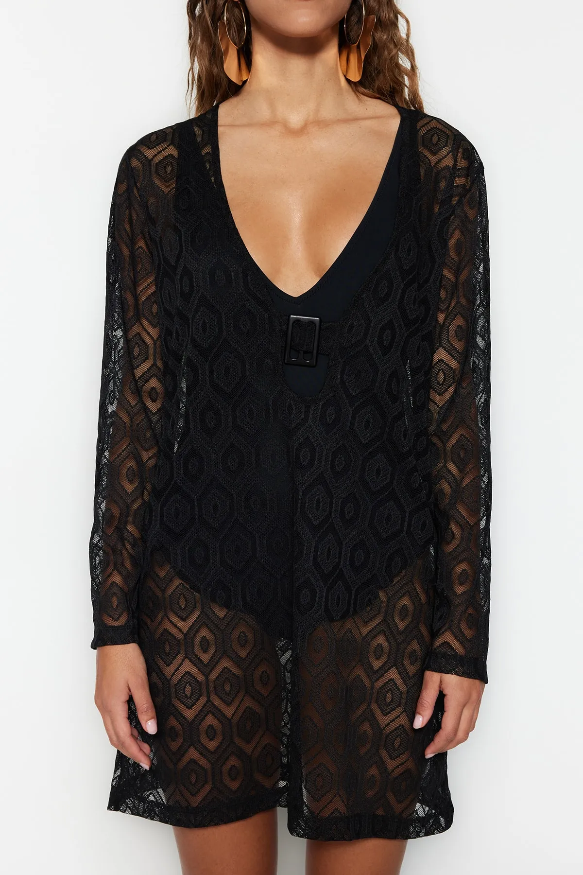 Trendyol Collection  Schwarzes Mini-Strandkleid mit gewebtem Accessoire TBESS23EL00105