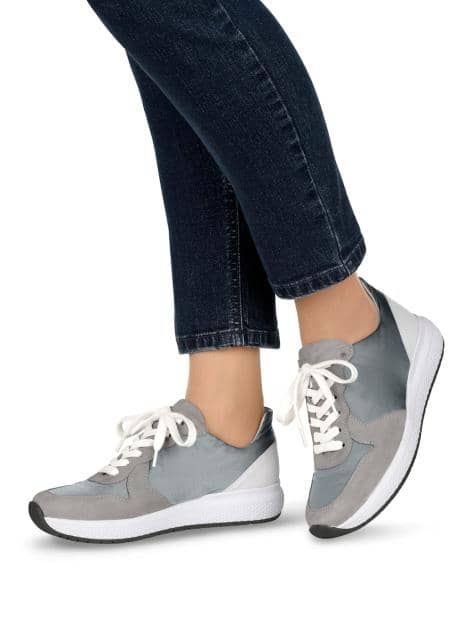 Sportschuh mit Shock-Absorber