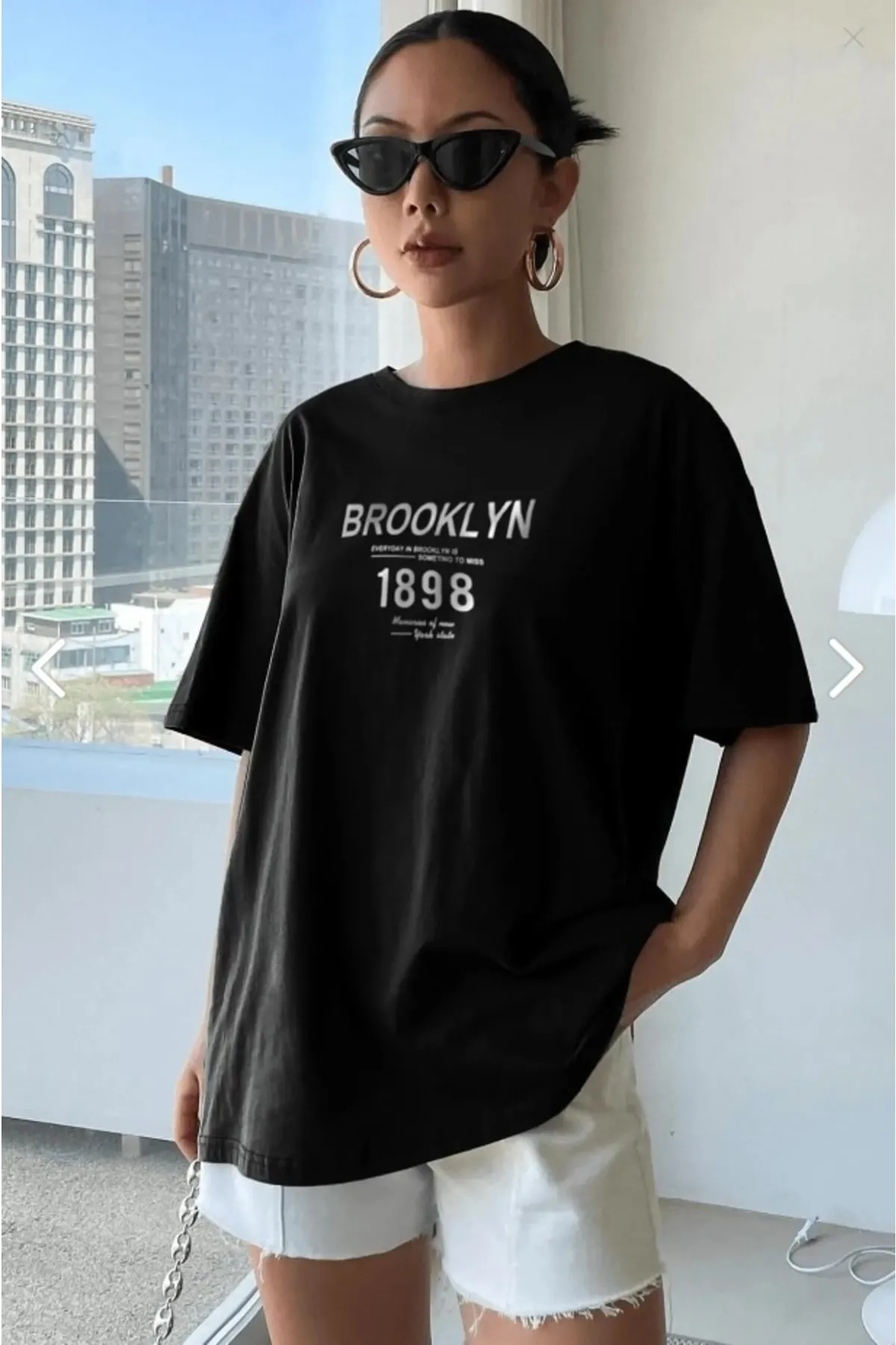 MOONBULL  Übergroßes schwarzes „Brooklyn-1898“-T-Shirt mit Rückendruck
