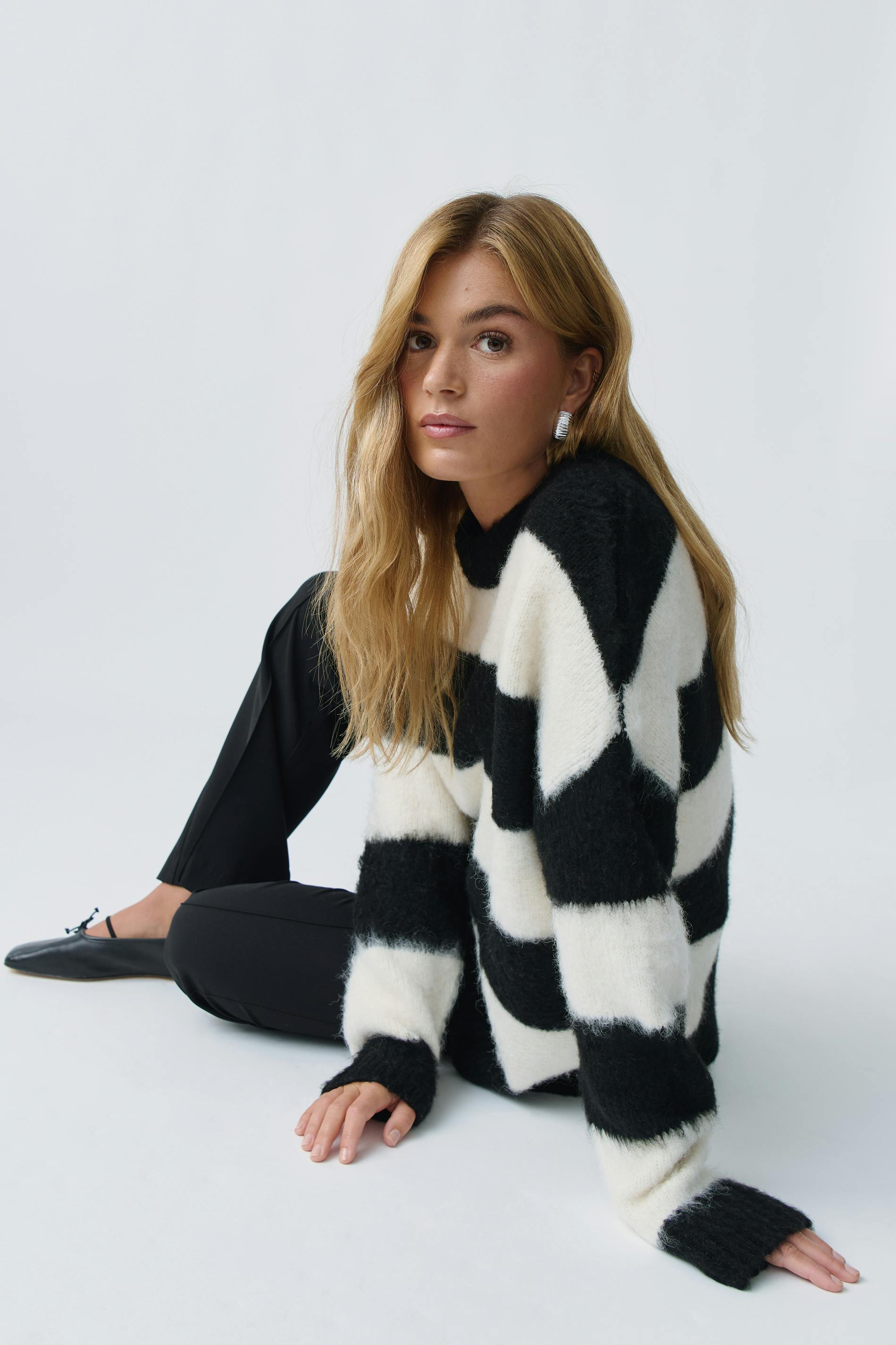 Stripe knit sweater