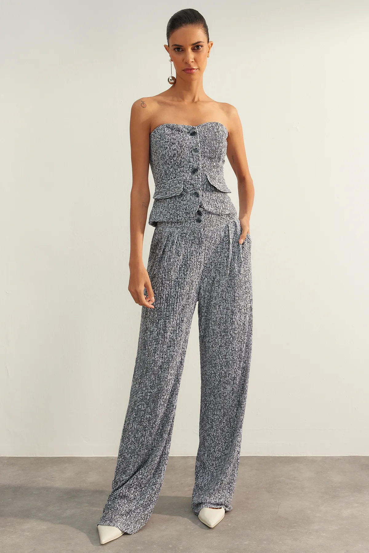 Trendyol Collection  Mehrfarbige Paillettenhose TPRAW24PL00021