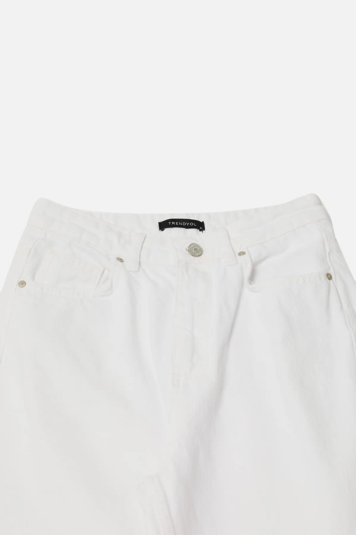Trendyol Collection  Weiße zerrissene Jeans mit hoher Taille und weitem Bein TWOAW21JE0539