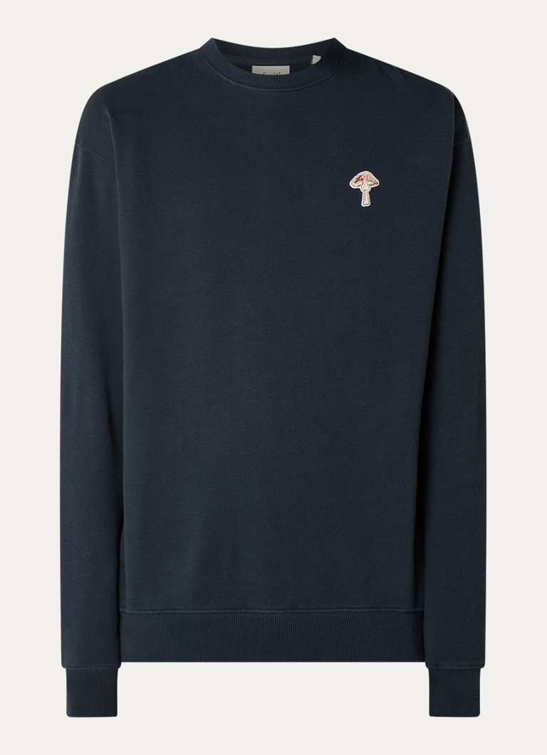 Tricou din bumbac organic cu broderie „Pădure de ciuperci”.