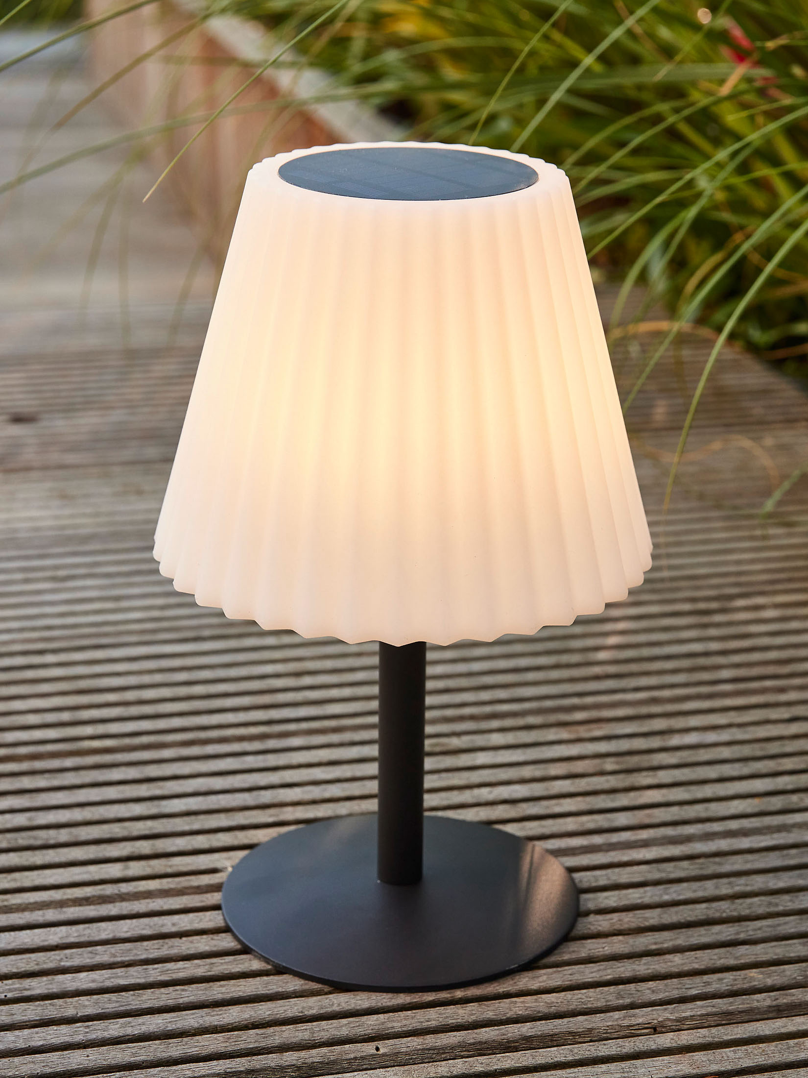 Tynsat Outdoor-Solarleuchte, Weiss