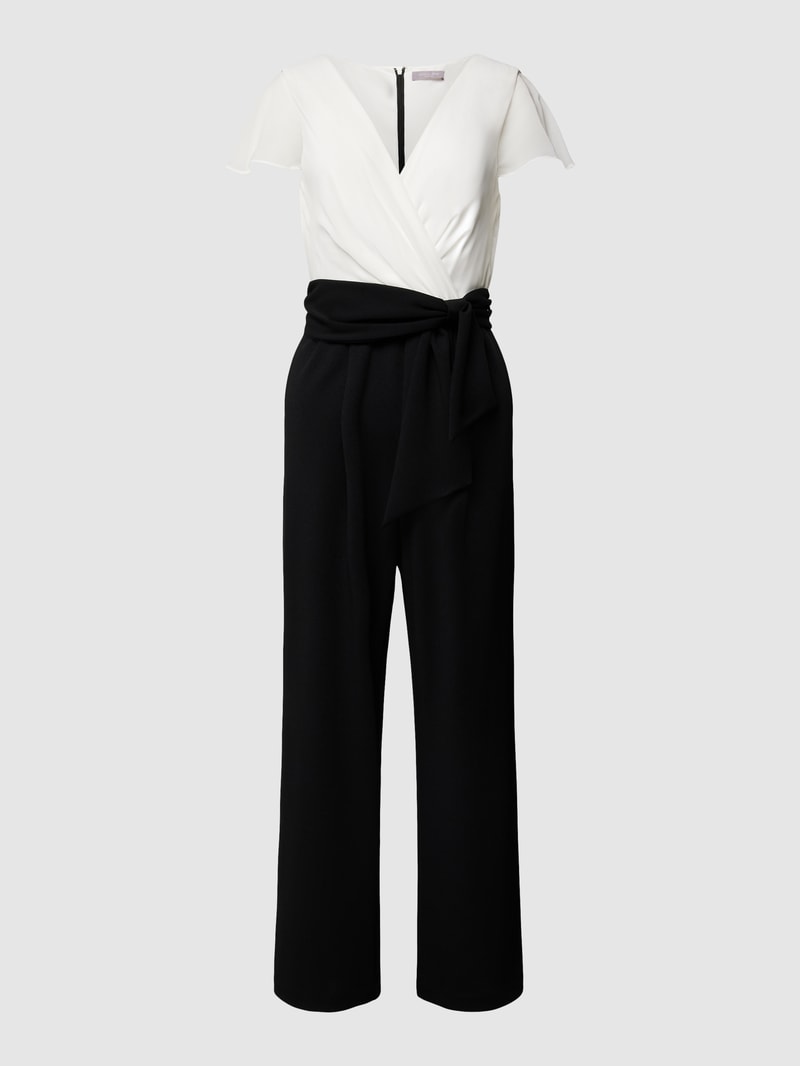 Jumpsuit mit Schmetterlingsärmeln in schwarz