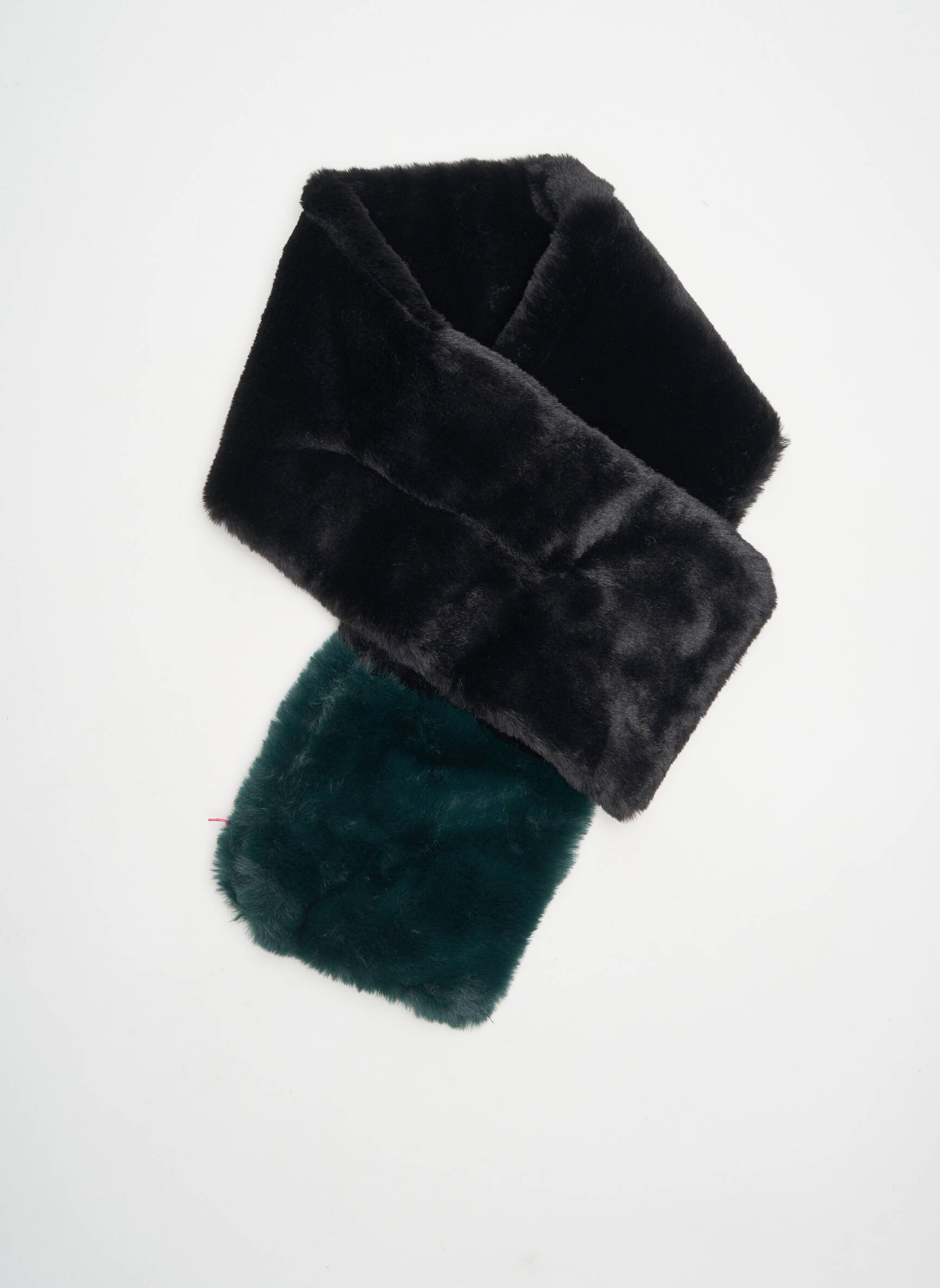 B Young Echarpes Gants Femme couleur vert