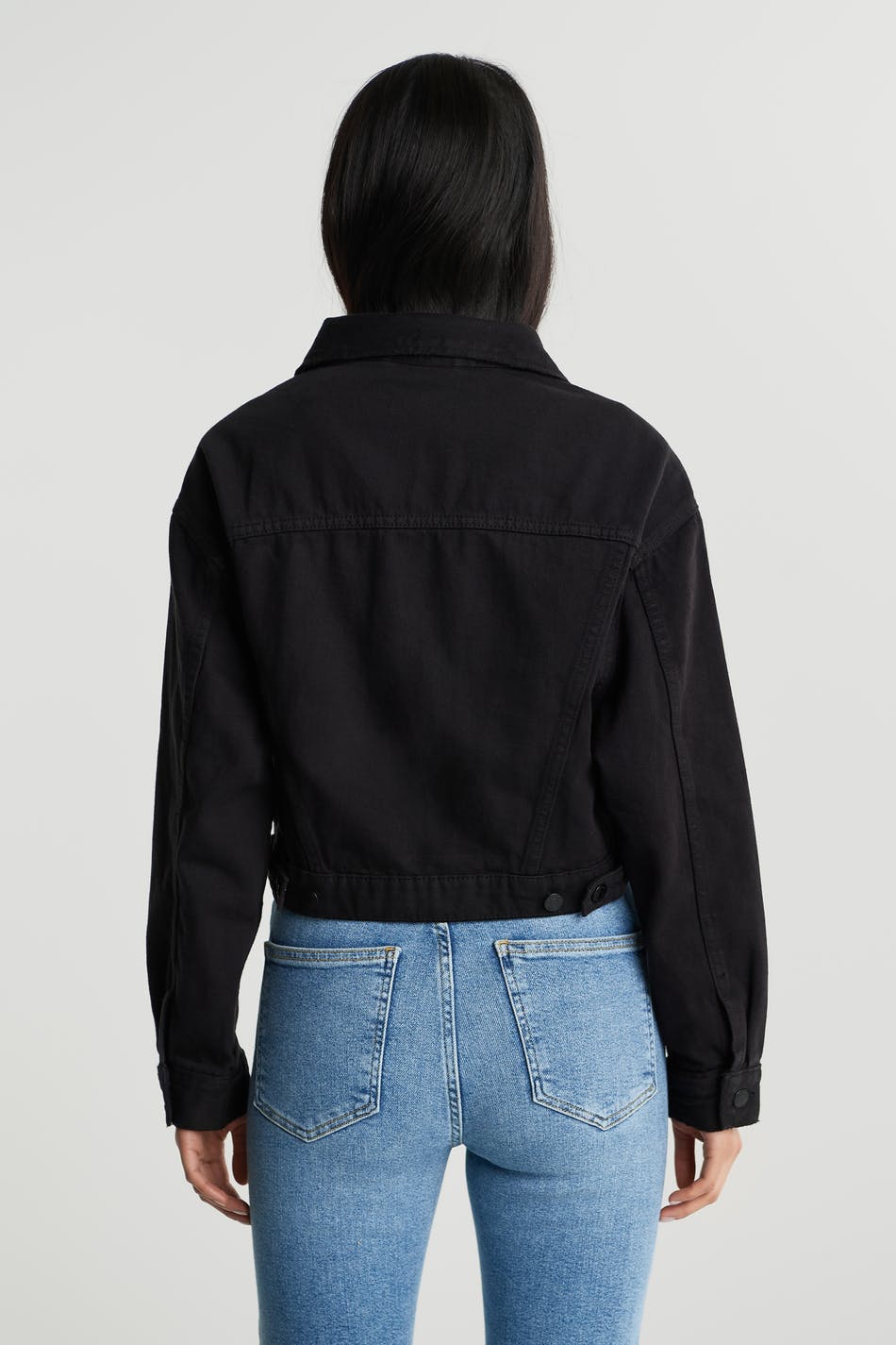 Cropped denim jacket