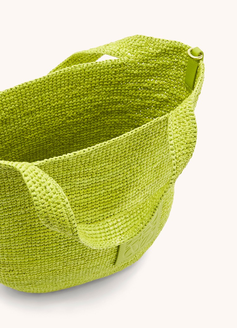 LOEWE Mini Slit -olkalaukku raffiasta, jossa vasikannahkaisia yksityiskohtia