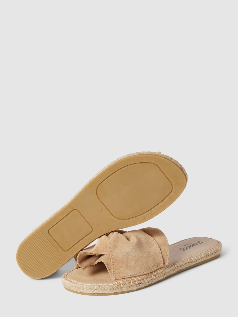 Pantolette mit Knoten-Detail in camel