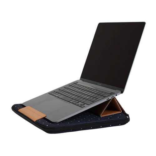 La Défense 13/14 inch navy blue laptop sleeve