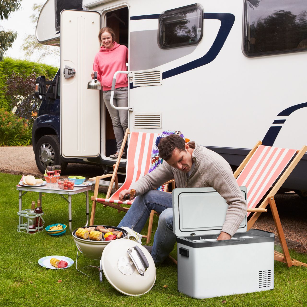 Outsunny Kühlbox Auto 30L mit LCD-Anzeige Autokühlschrank elektrisch Boot