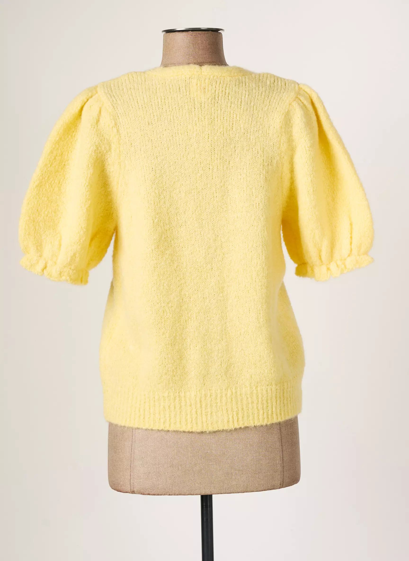 Des Petits Hauts Gilets Manches Courtes Femme couleur jaune