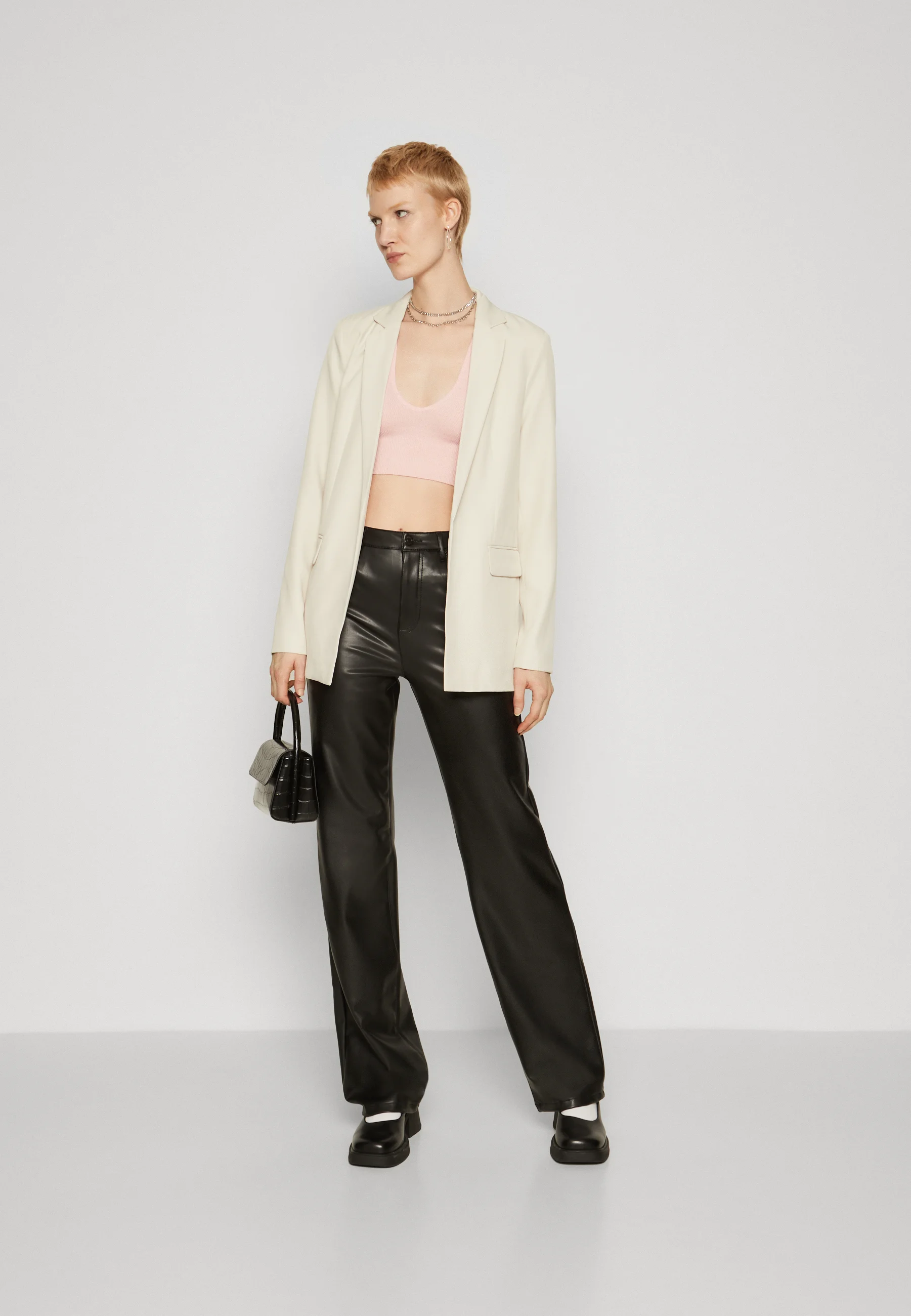 ONLY Tall ONLELLY LIFE LOOSE BLAZER - Abrigo corto