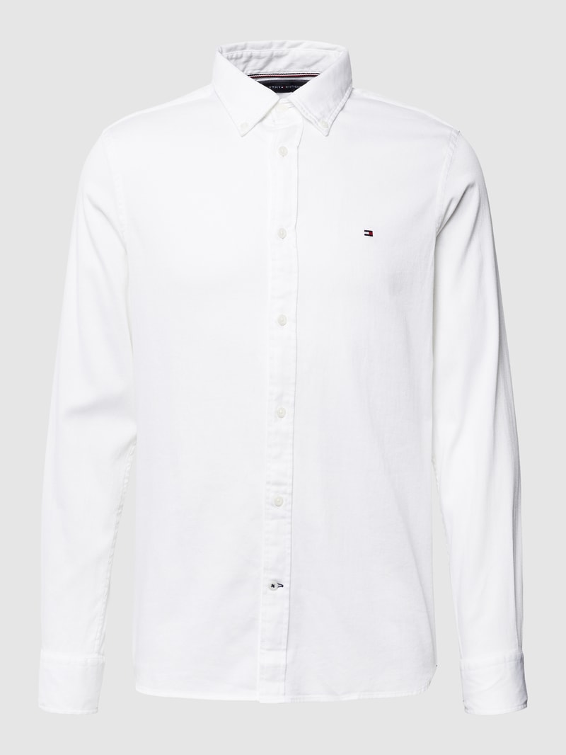 Slim Fit Freizeithemd mit Button-Down-Kragen Modell 'CORE' in weiß