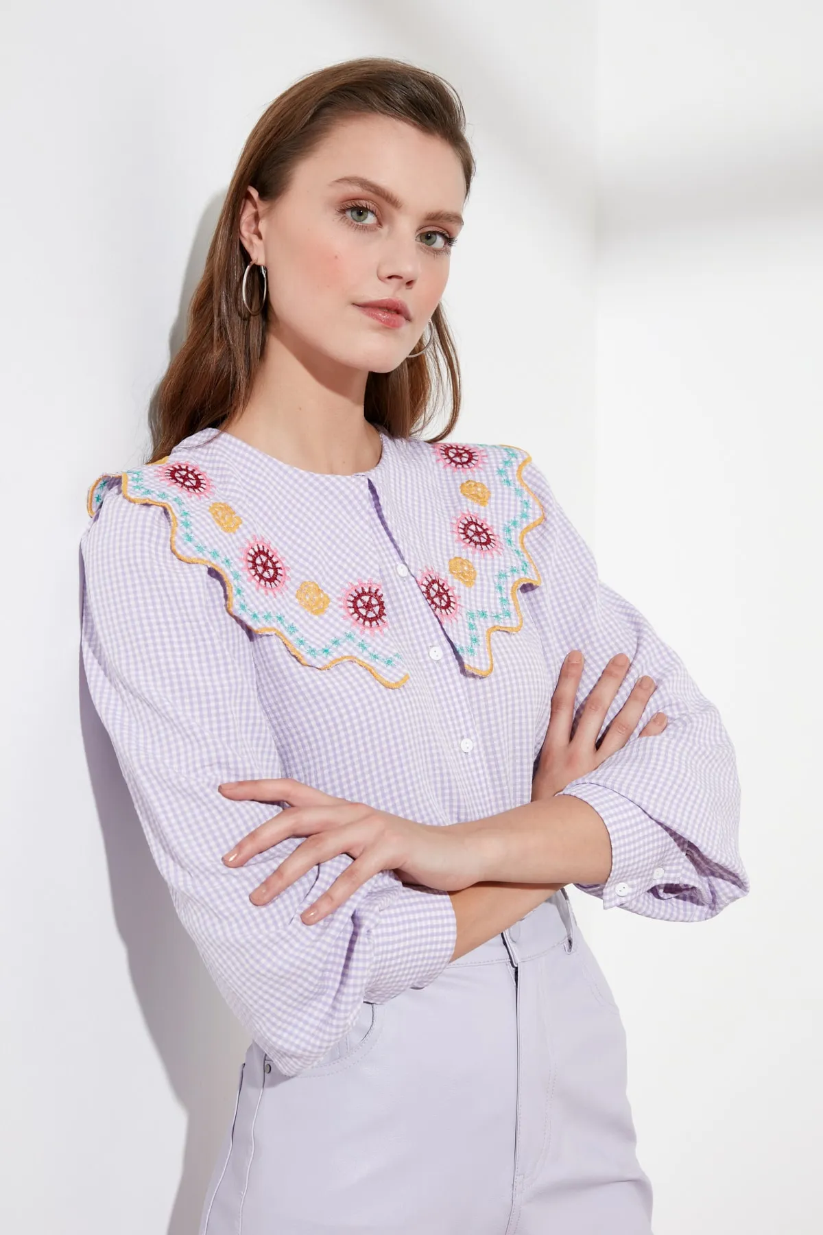 Trendyol Collection  Lila bestickt - Seersucker Regular Hemd TWOSS21GO0232