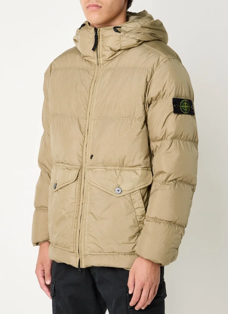 Μπουφάν Stone Island 40723 από πούπουλο με γέμιση από φτερά και τσέπες με καπάκι