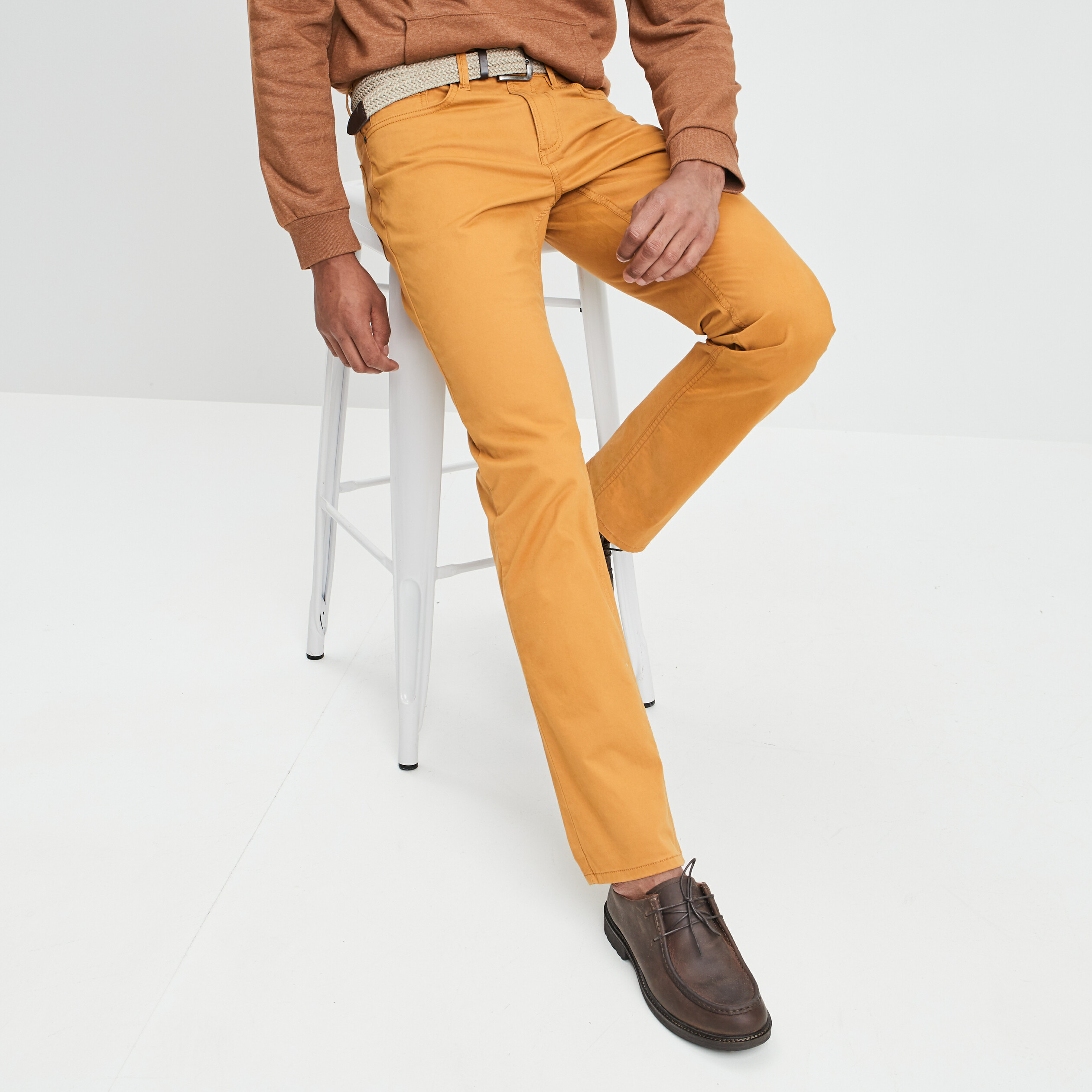 Pantalon droit avec ceinture jaune moutarde homme | La Halle