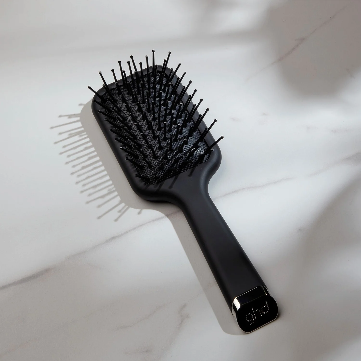 Minikokoiset yleisharjat ja -kammat - Harjat