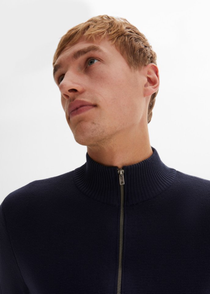 Essential Strickjacke