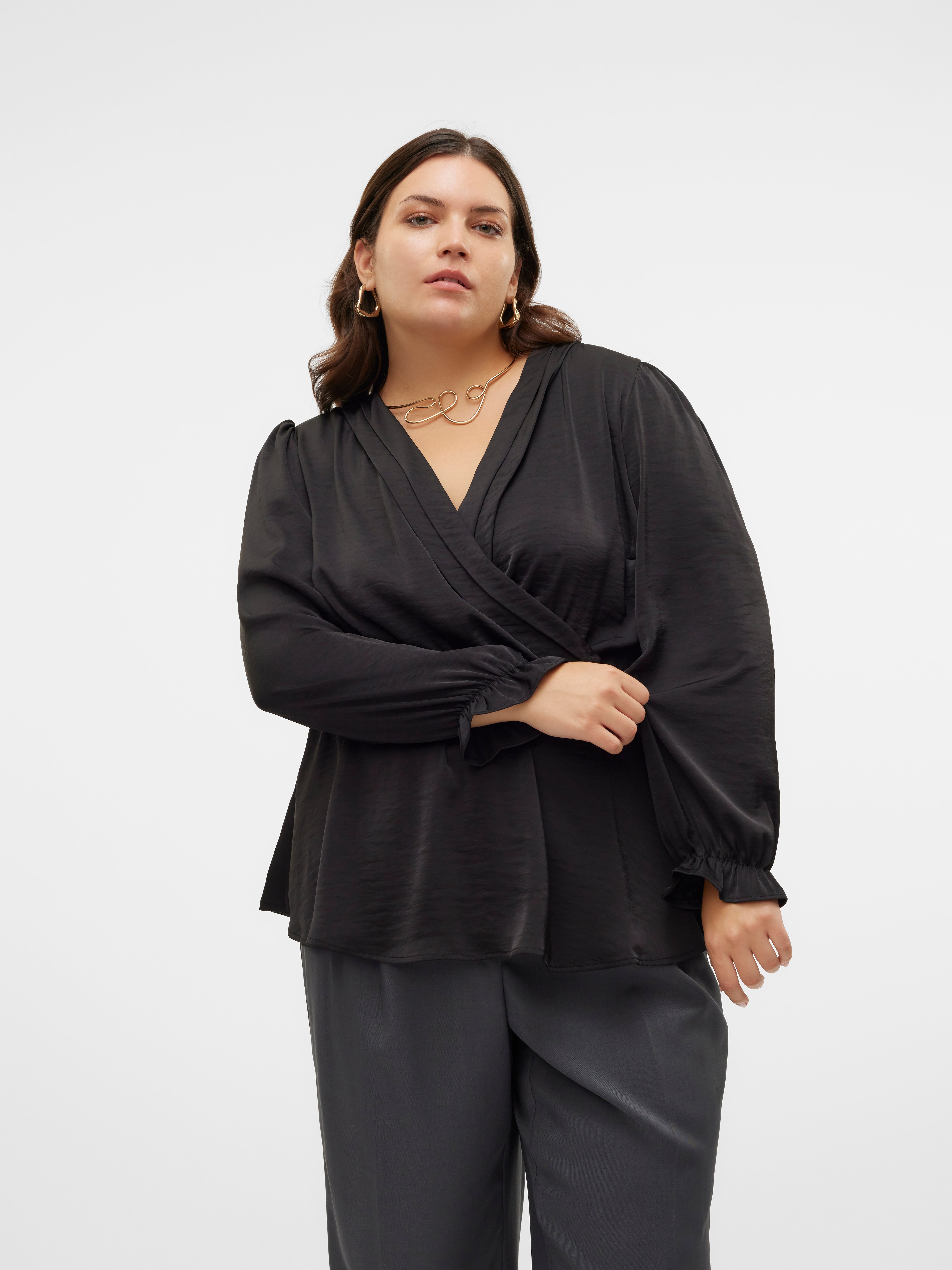 VMCMARY Top