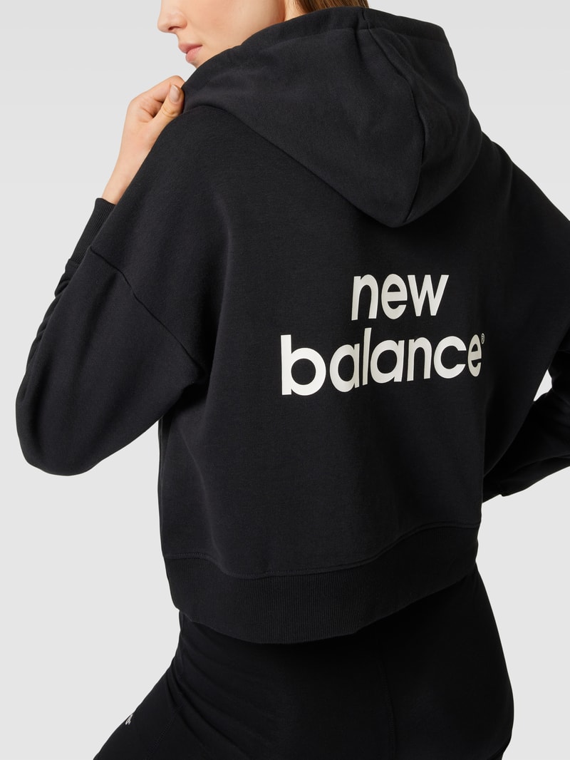 Hoodie mit Logo-Print Modell 'Essentials Graphic' in schwarz