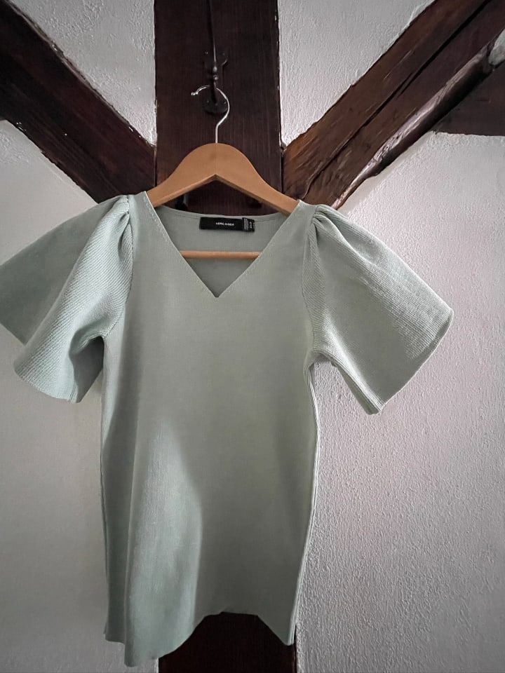 Vero Moda Geripptes Rüschen T-Shirt Kurzarm Strick Shirt VMGINNY in Mint günstig kaufen XS