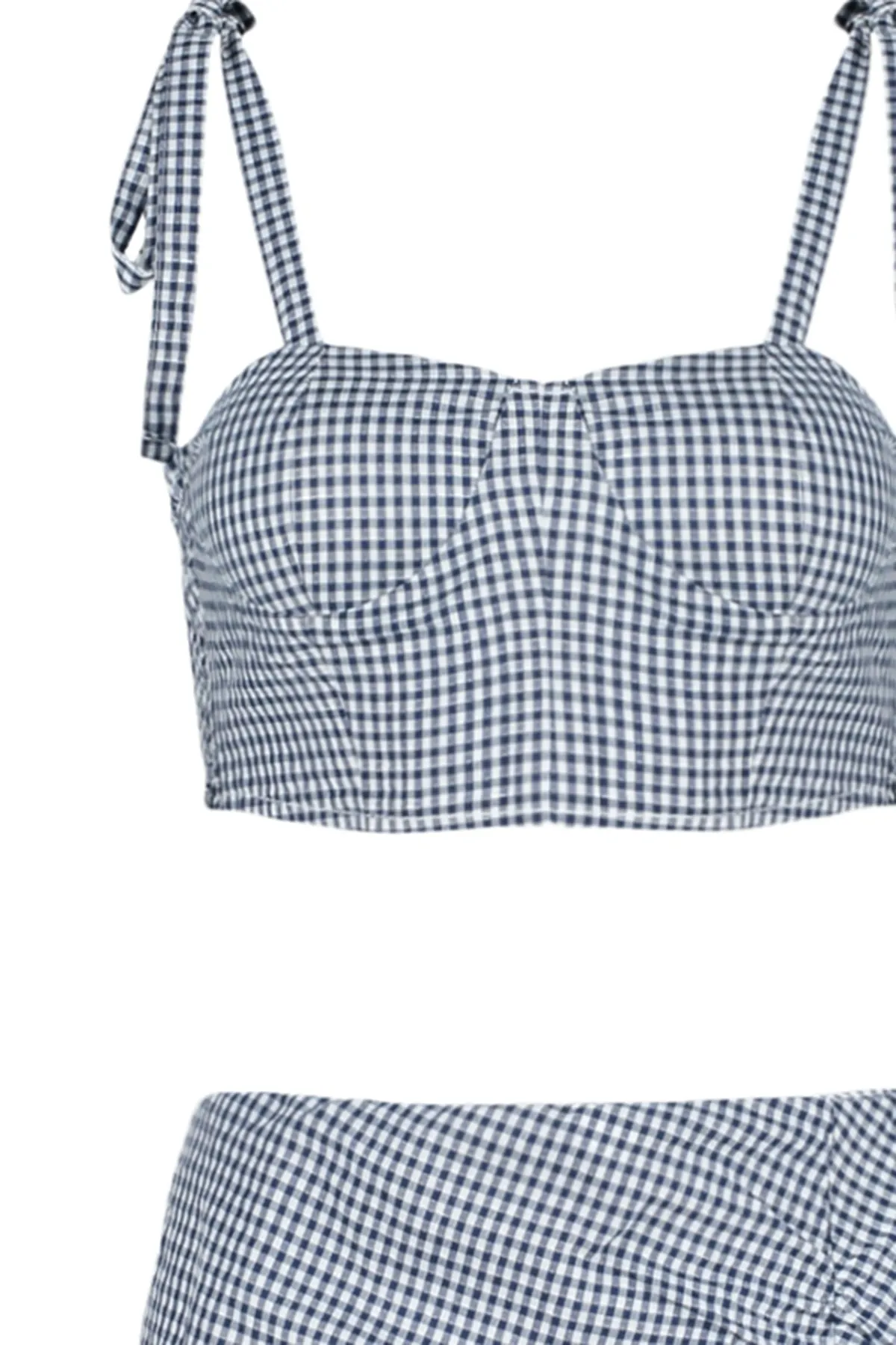 Trendyol Collection  Gingham-gewebtes Blusen-Rock-Set mit Schlitz TBESS21AU0091