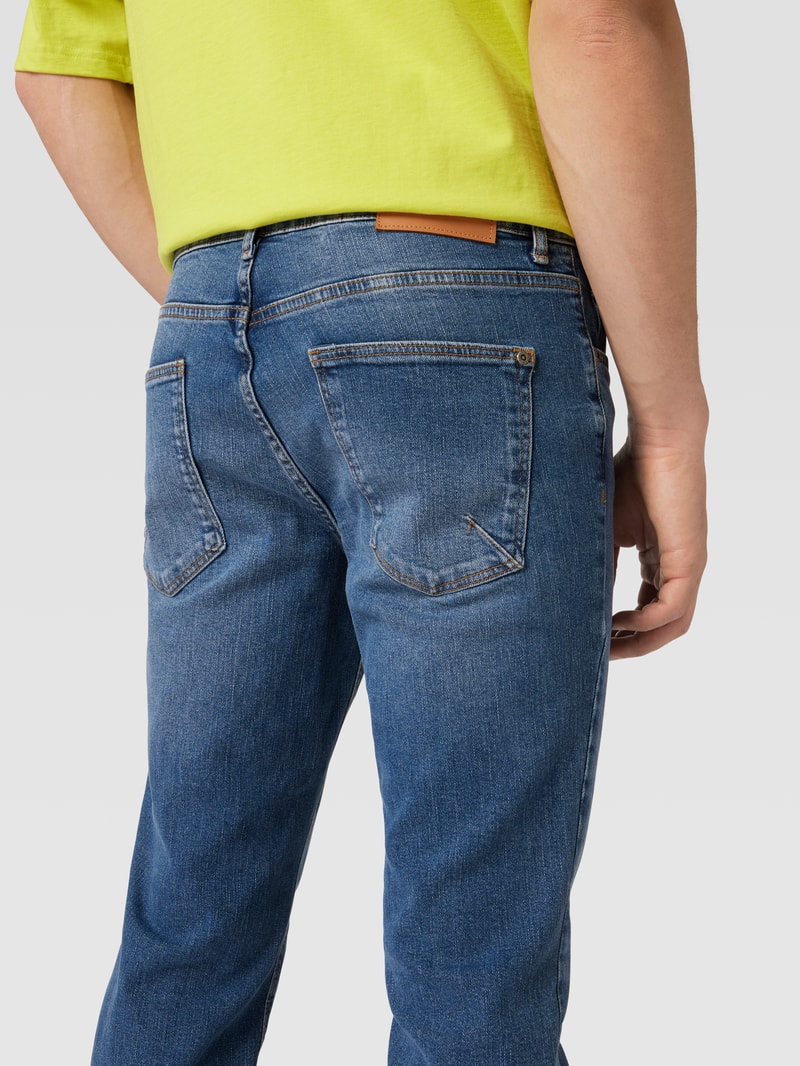 Slim Fit Jeans mit Stretch-Anteil in dunkelblau