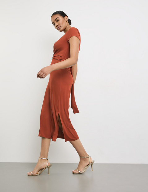Midikleid mit Wickel-Effekt