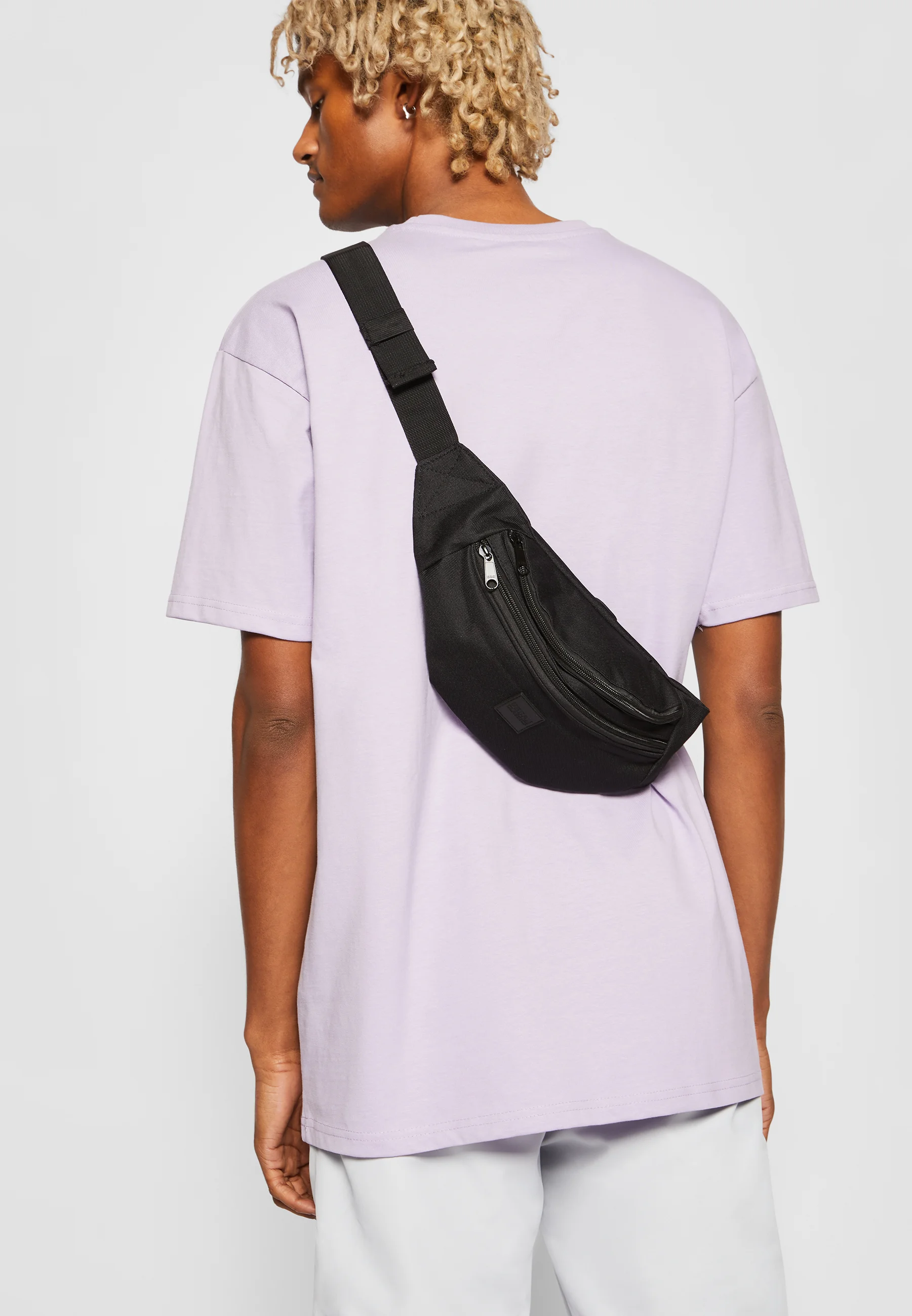 Bolso de hombro con doble cremallera Urban Classics - Riñonera
