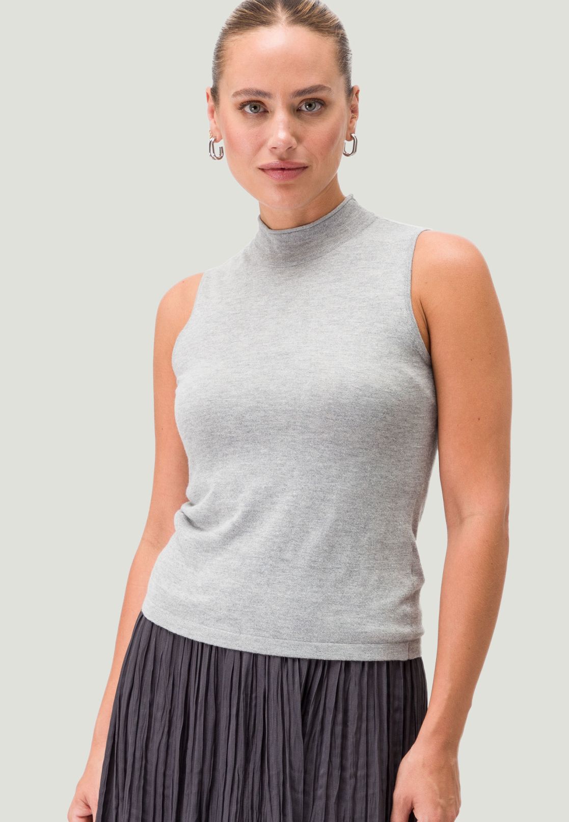 Stricktop mit Stehkragen