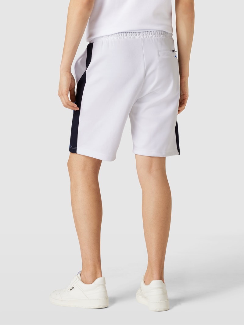 Shorts mit Motiv-Print in weiß