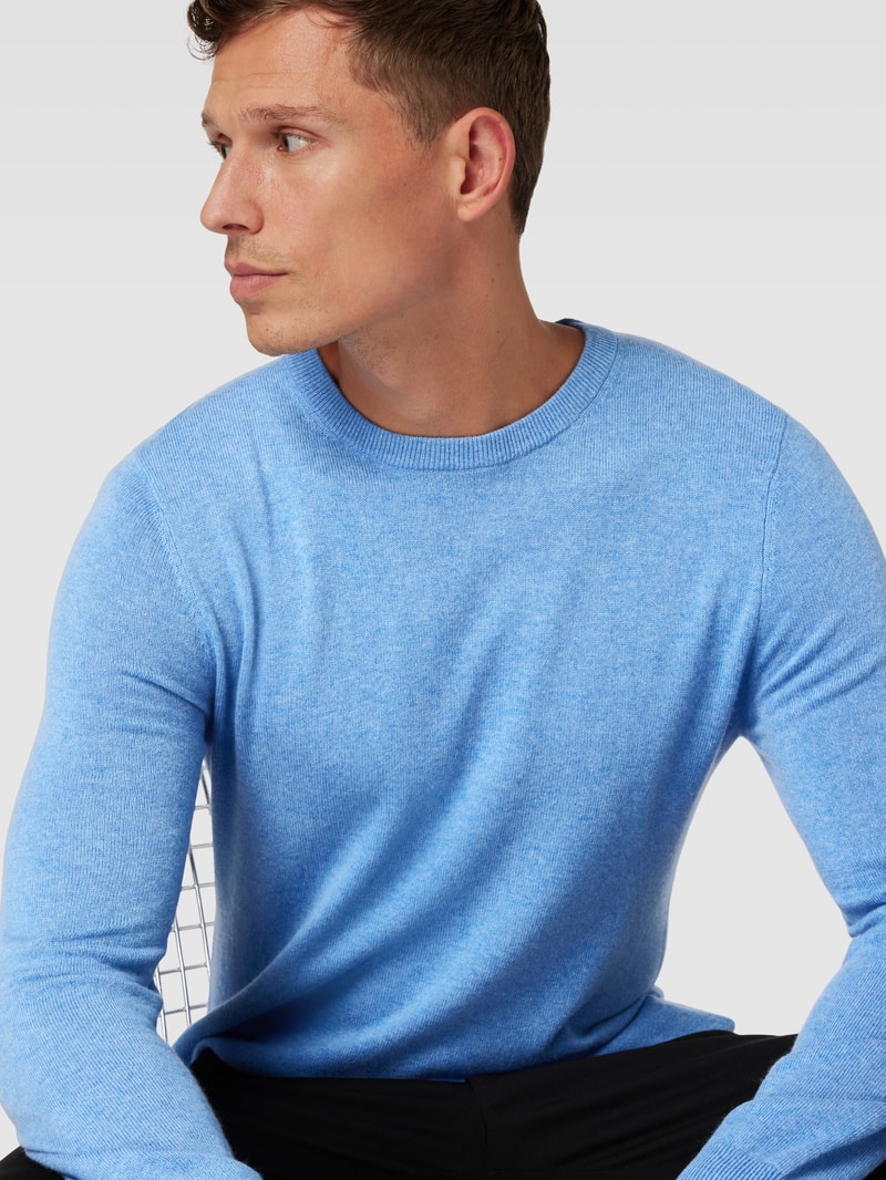 Strickpullover in melierter Optik in blau meliert