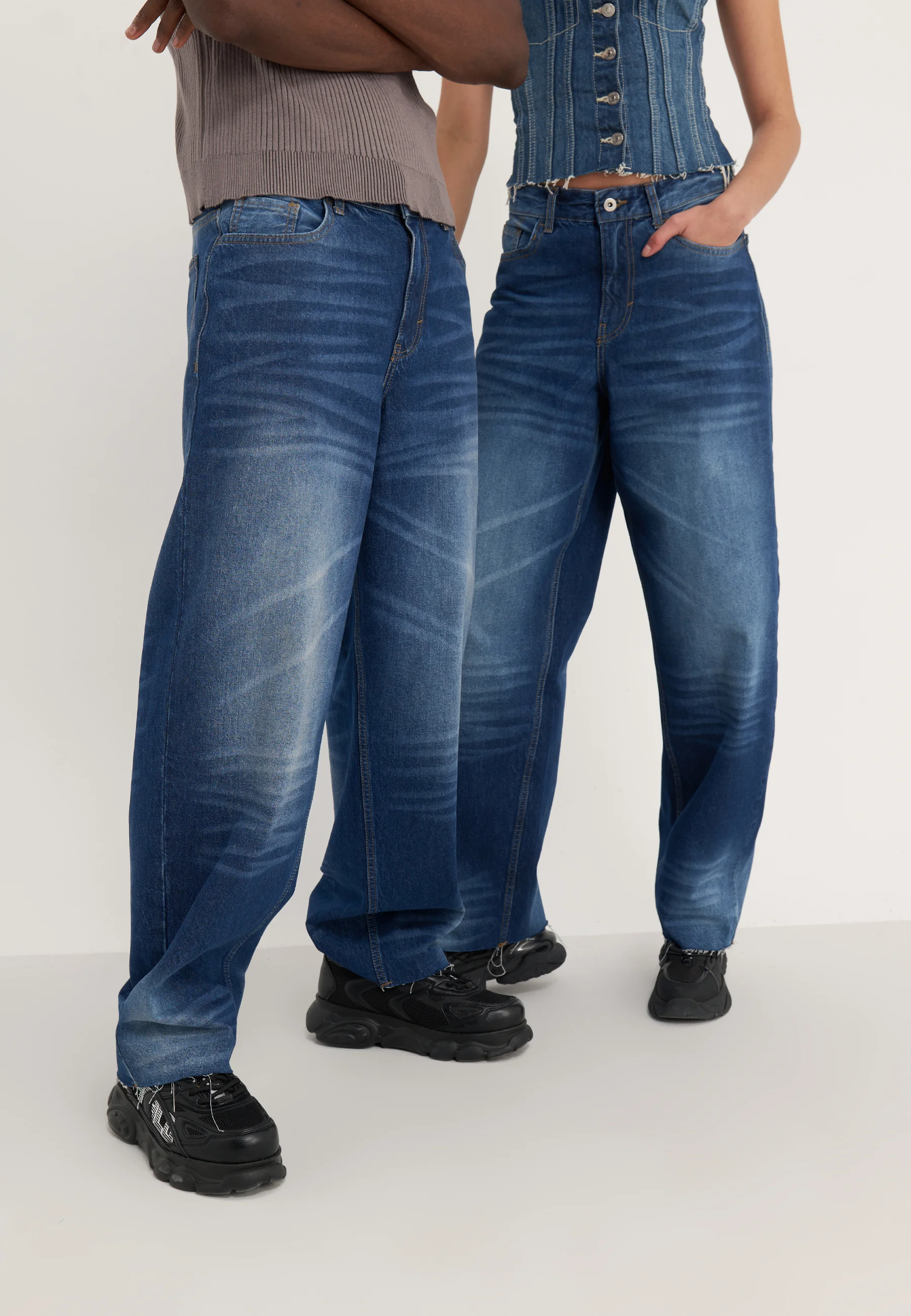 YOURTURN UNISEX - Vaqueros holgados