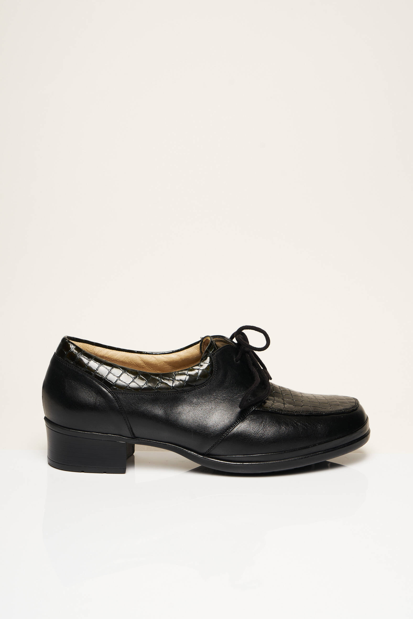 Goldkrone Derby Femme couleur noir