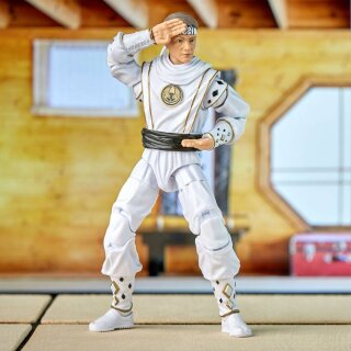 Power Rangers x Cobra Kai Ligtning Collection Actionfigur: Morphed Daniel LaRusso - White Crane Ranger