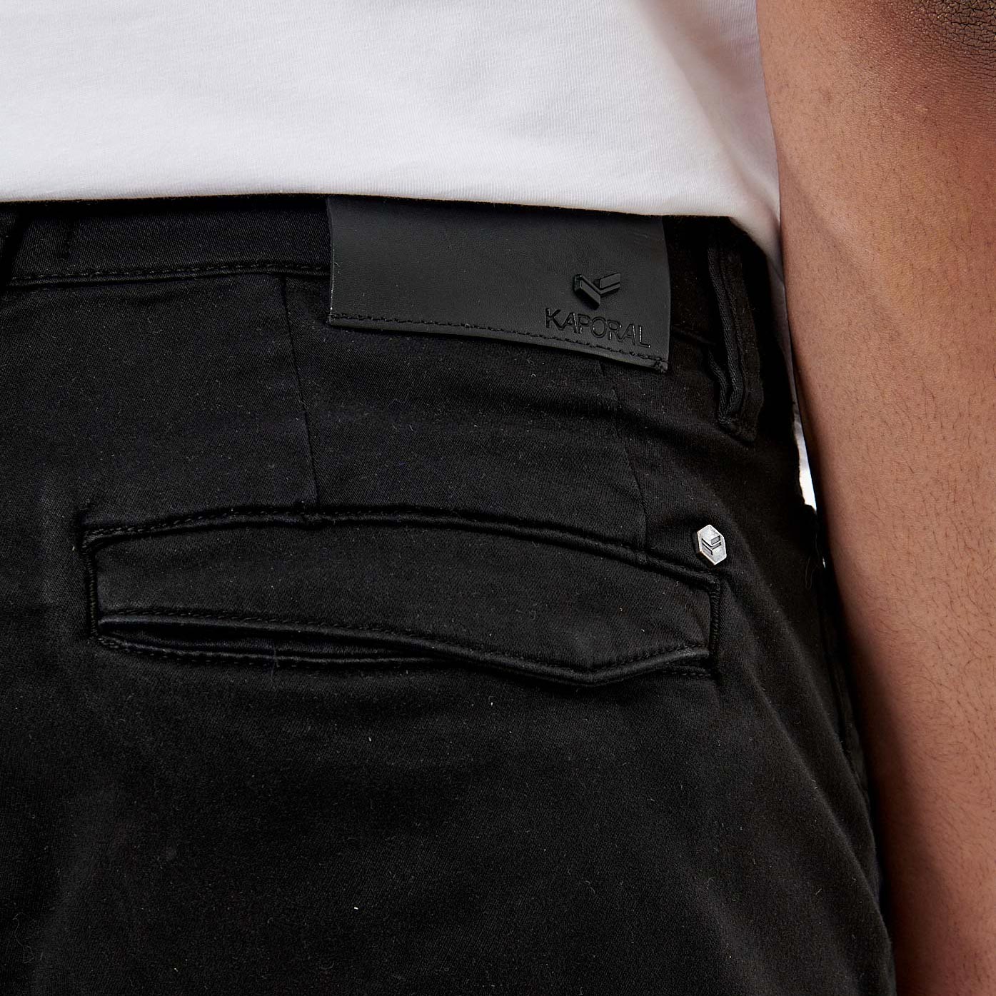 IRWIX  Jean slim relaxed noir homme