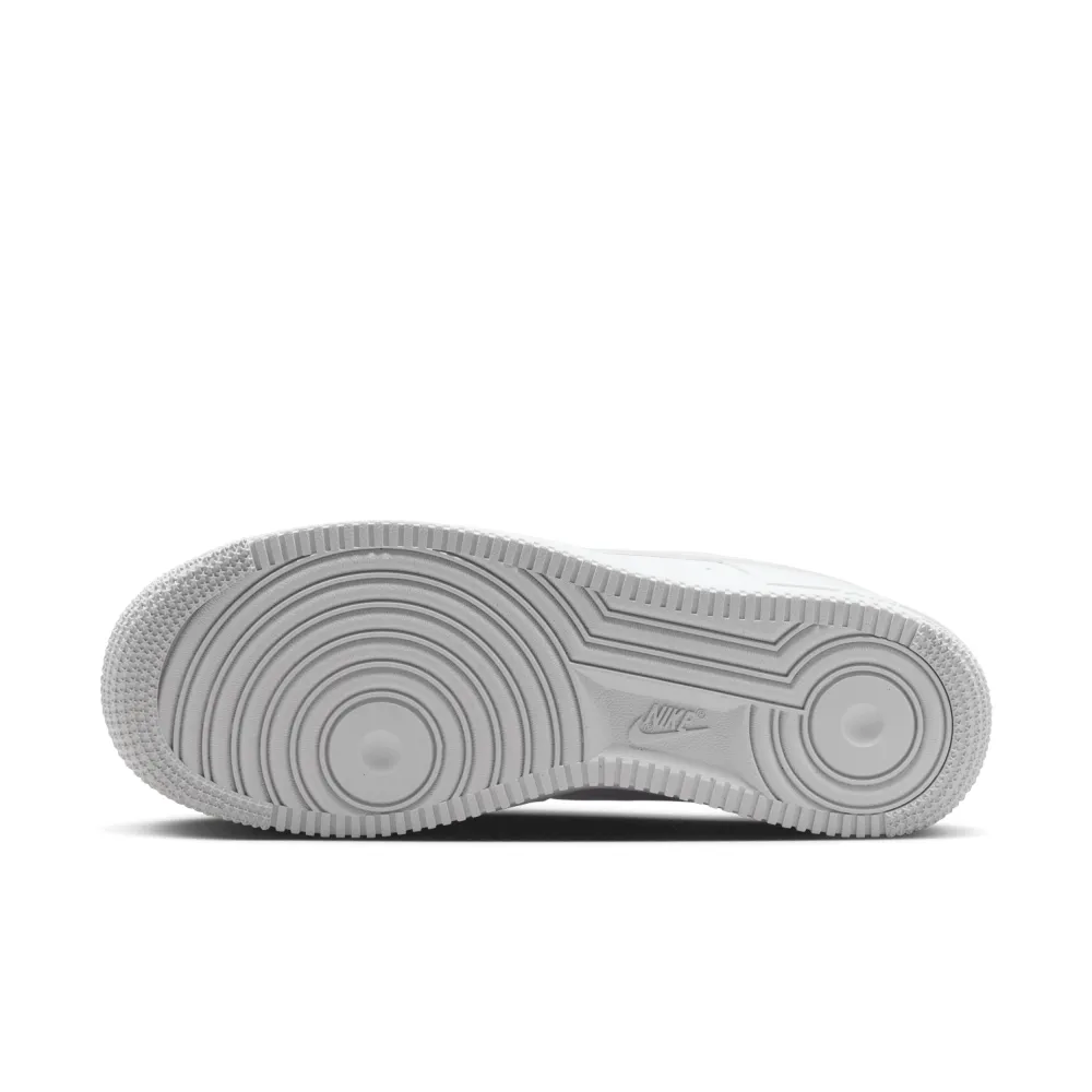 Nike Air Force 1 DV3808-104 / weiss