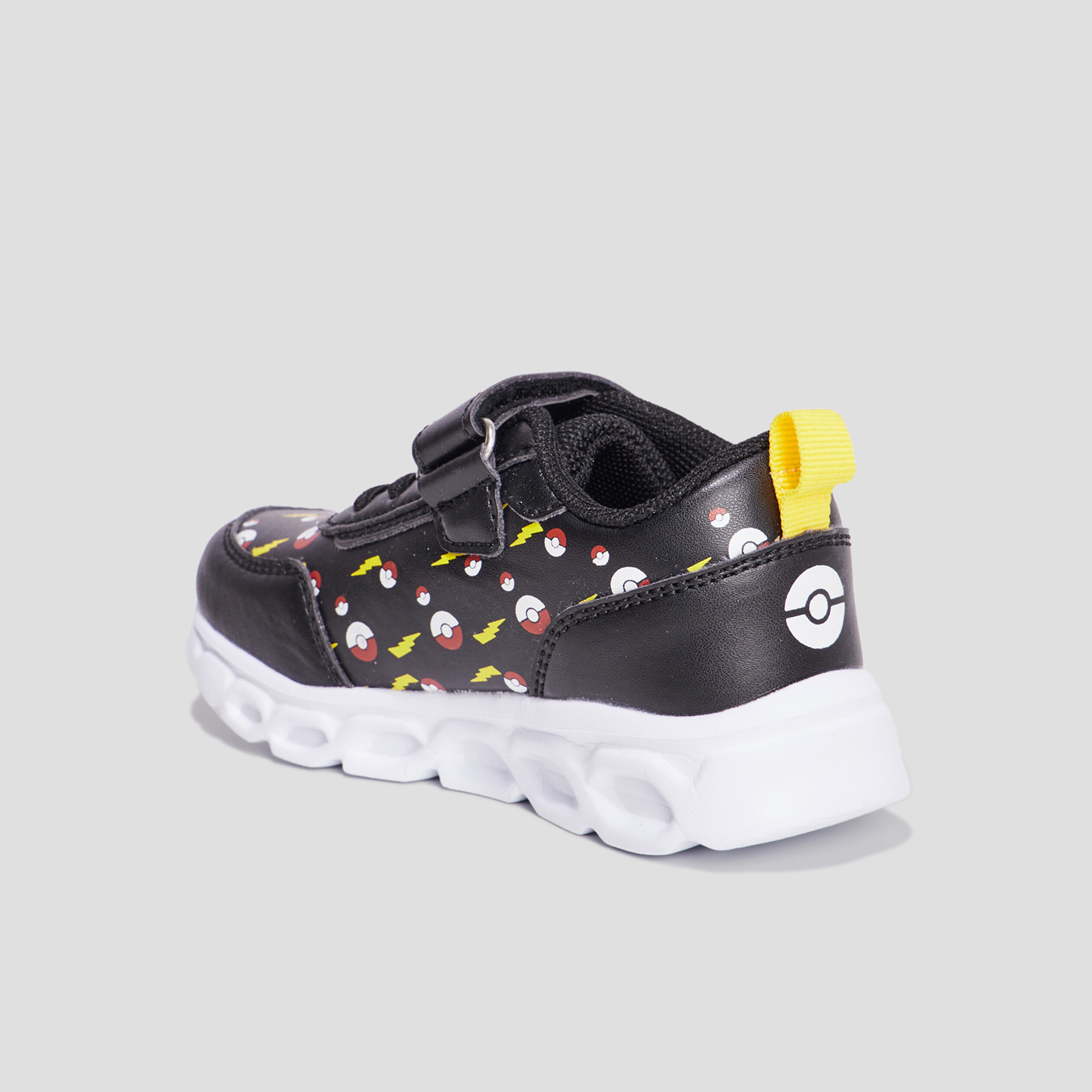 Baskets running Pokémon Pikachu noir garçon | La Halle