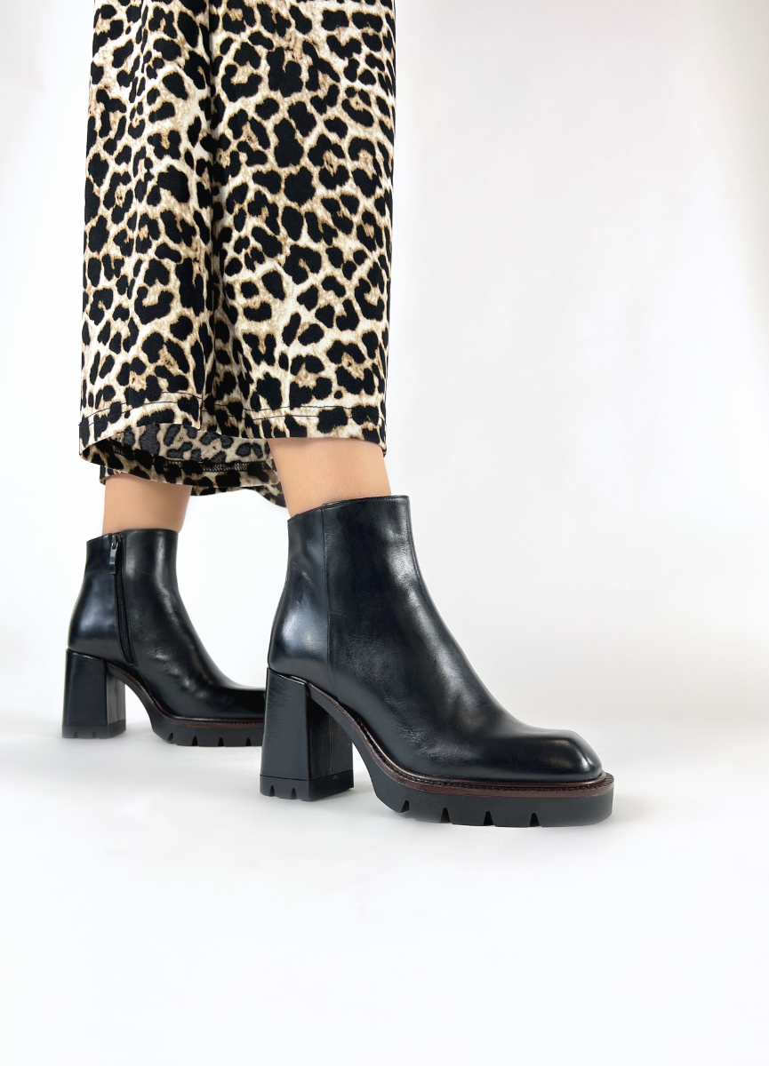 Niche  52 543 - Noir