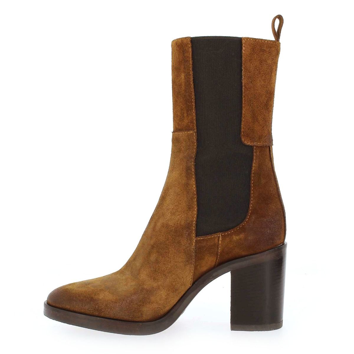 Emanuele Crasto   7700 - Cognac