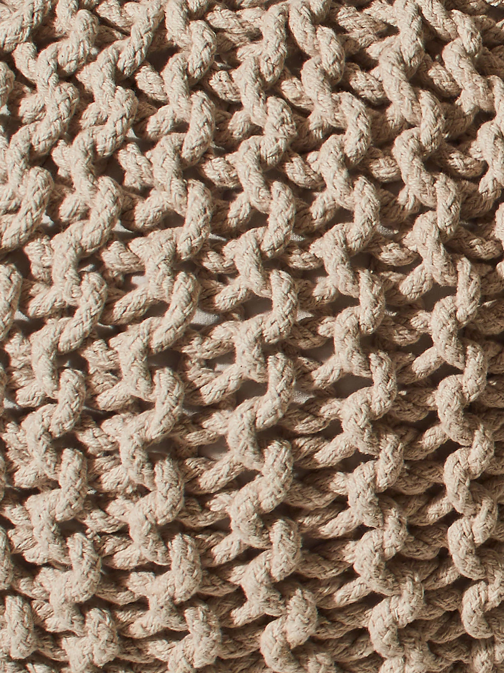 Kiruna Strick-Pouf, Creme