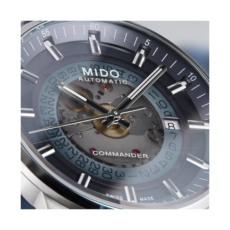 Mido Herrenuhr Commander Gradient
