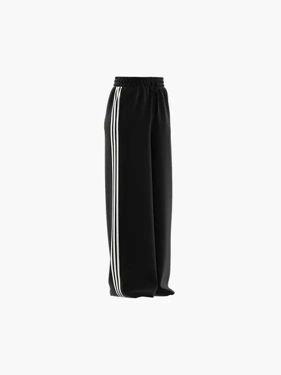 adidas 3 Streifen Essentials Oversized Jogginghose