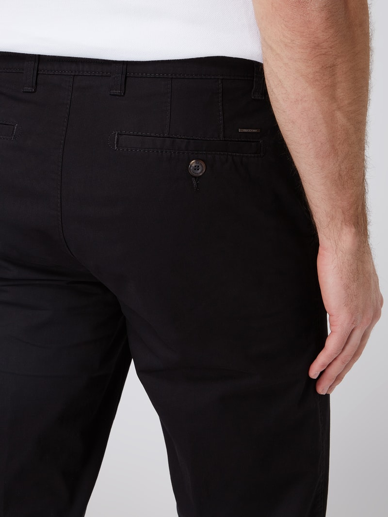 Chino mit Stretch-Anteil Modell 'Jim' in schwarz