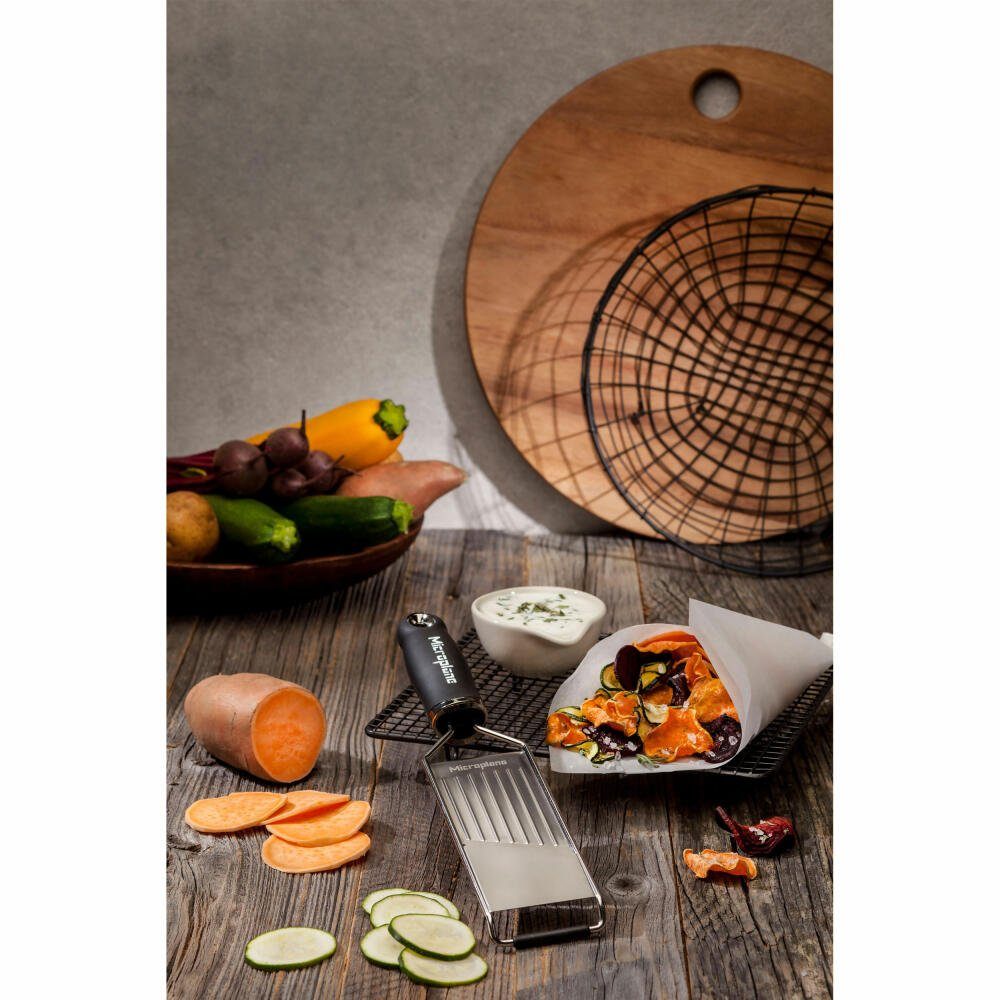 Microplane Gemüsehobel Gourmet Profi, Edelstahl, Kunststoff, Gummi