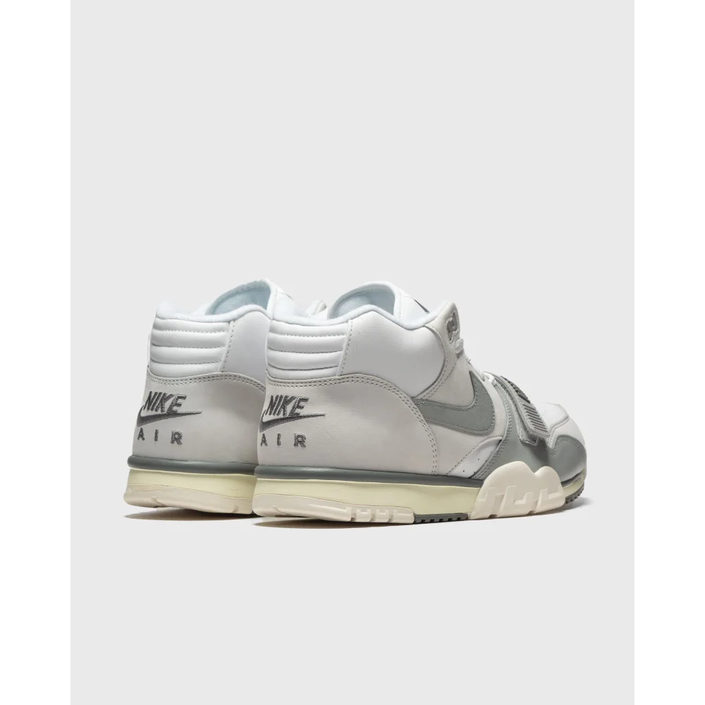 Nike Air Trainer 1 DM0521-001 / grau