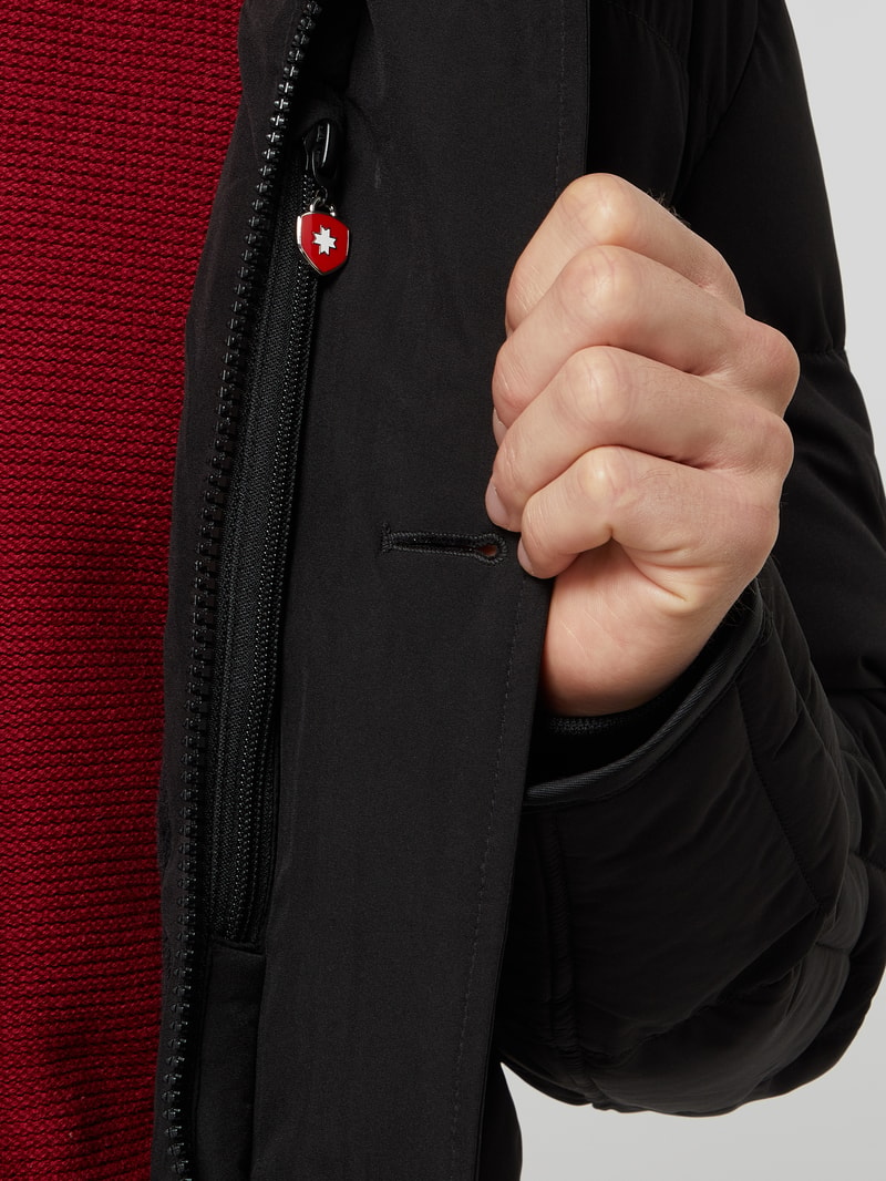 Centauri 44 Funktionsjacke mit abnehmbarer Kapuze in schwarz