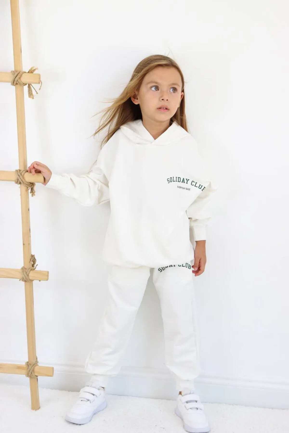 Lolliboomkids  Ecrufarbenes 3-Faden-Raised-Slogan-Schriftzug-Winter-Trainingsanzug-Set mit Kapuze und Oberteil für Mädchen in Übergröße