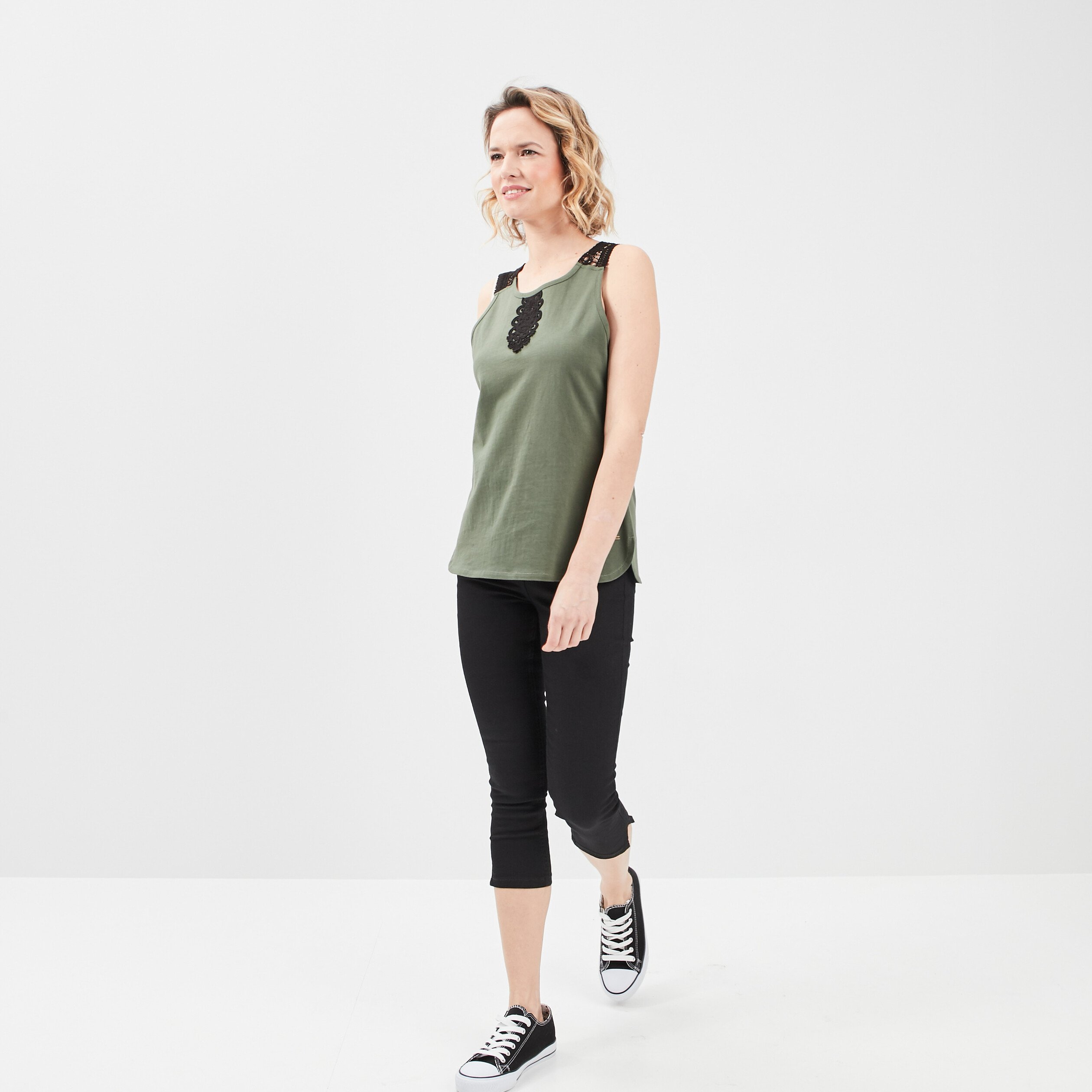 Pantacourt slim taille standard noir femme | La Halle